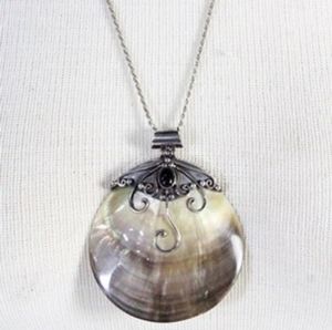 ARTISAN Sterling Onyx & Shell Pendant Necklace